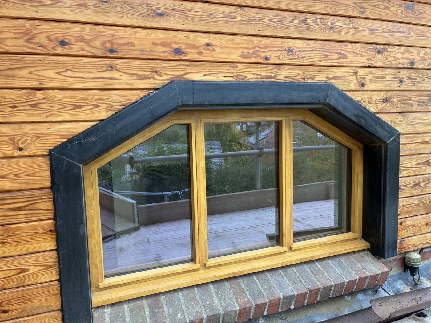 Accoya® gluggasmíði – fagleg handverk